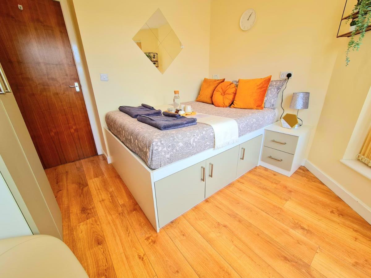 Apartamento Full Flat-g Floor-private Kitchen/bathroom-parking *